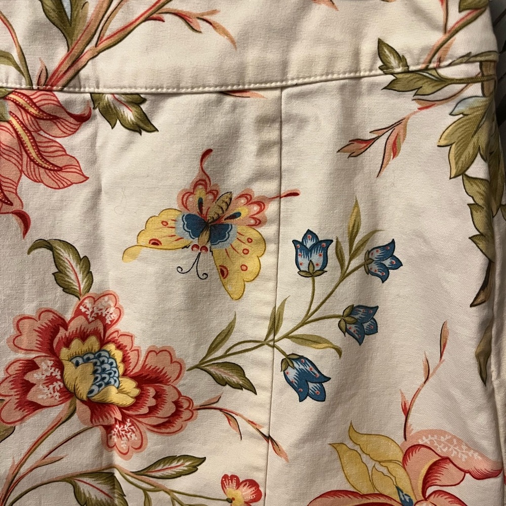 TALBOTS PETITE SWEET CREAM & PINK FLOWER DESIGN LIGHTWEIGHT STRETCHY MINI SKIRT - Picture 3 of 6